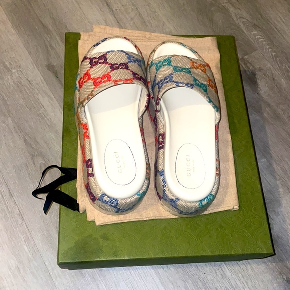 Multicolor Gucci Platforms Sandals - Picture 2 of 4
